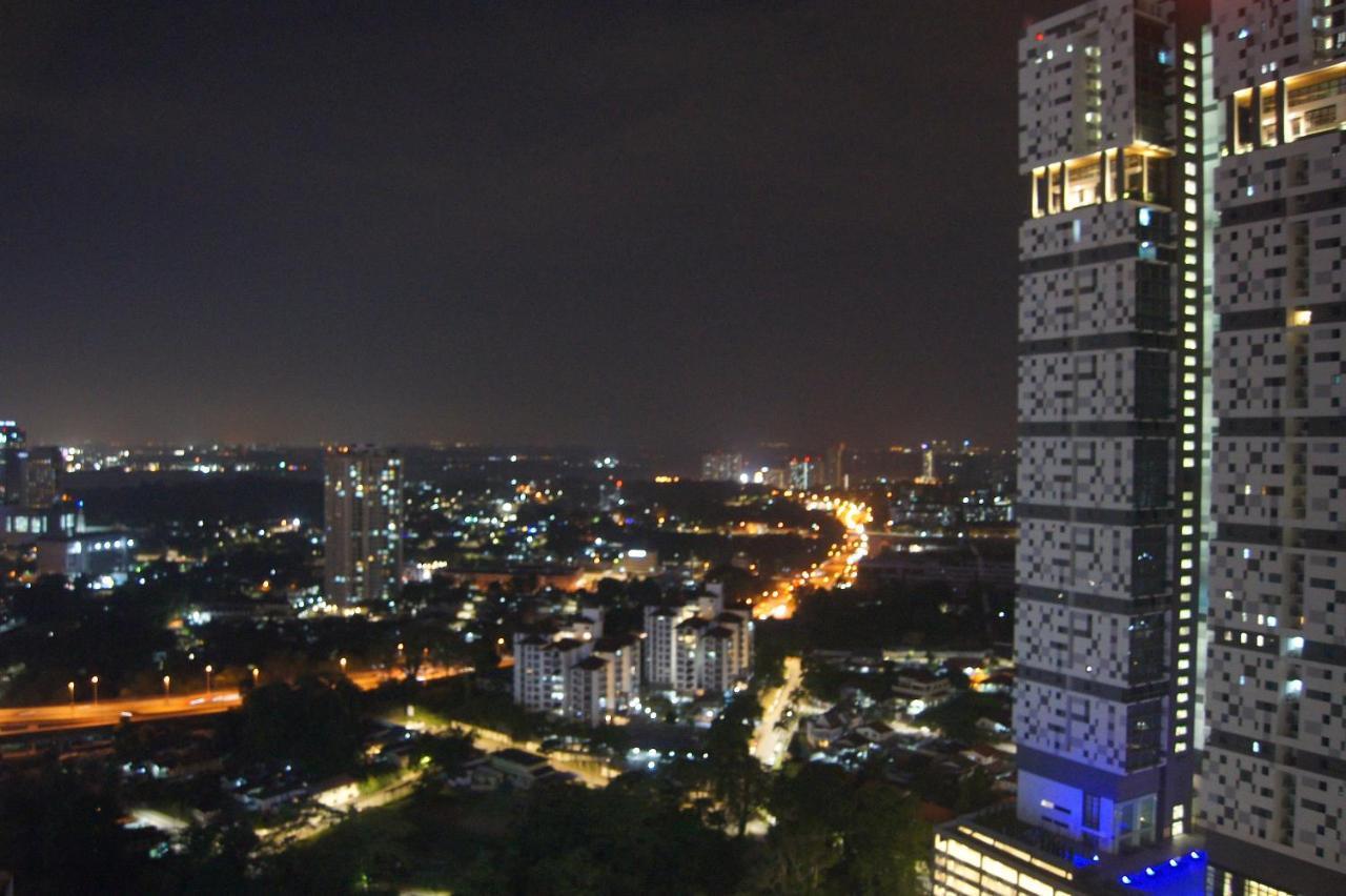 Twin Galaxy Suites By Iconic Bliss Johor Bahru Exterior photo